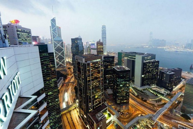 《世界经济自由度2021年度报告》,香港再次蝉联全球最自由的经济体,自