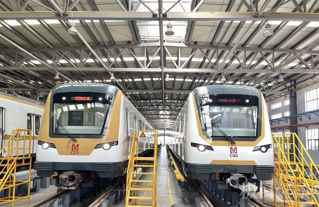武汉地铁3号线列车上新了行车间隔首次缩短至4分钟以内