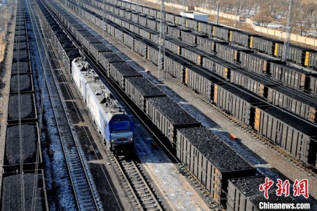 中国铁路中国铁路里程发展,中国铁路发展,中国铁路里程的变化总运营里程超过15万公里——筑基筑路，为发展保驾护航
