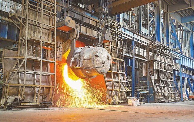 全球十大钢铁集团中国狂揽七个钢价大涨公司开心了
