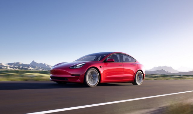 前9个月售车超11万辆谁在买特斯拉model3