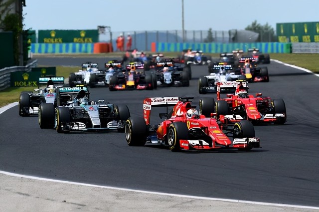 周冠宇有望成中国首位f1固定车手从f1讲起的老字号新火花