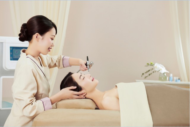 爱莎贝儿细胞水精灵,荣获2022杰出创新引领奖