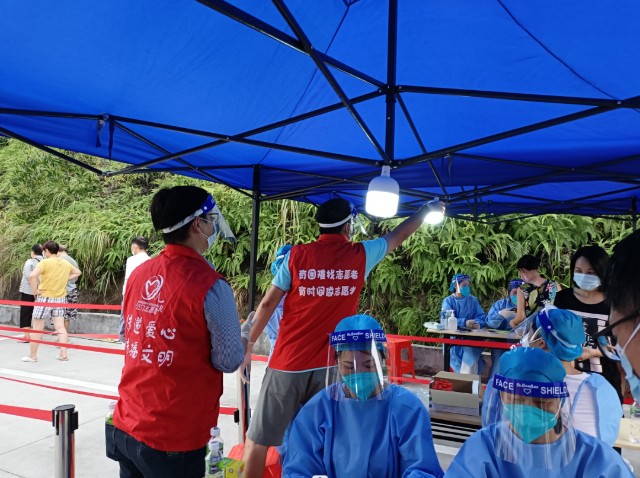 青春力量广东12万余名志愿者投身疫情防控一线