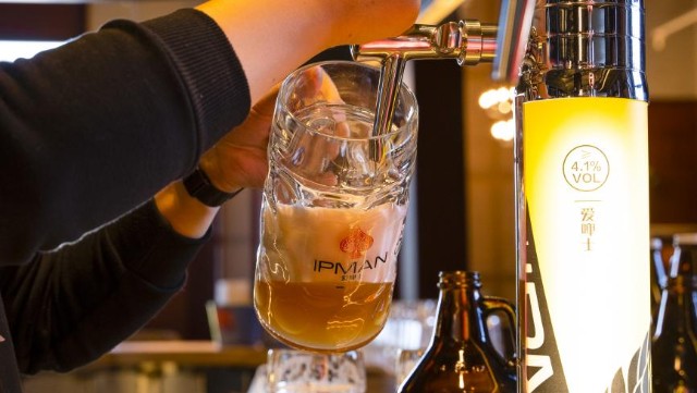 爱啤士孔大维精酿啤酒如何打造乌苏科罗娜一样的爆款大单品丨精酿中国