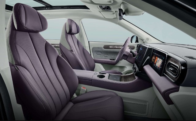 3 零跑 c11内饰.png