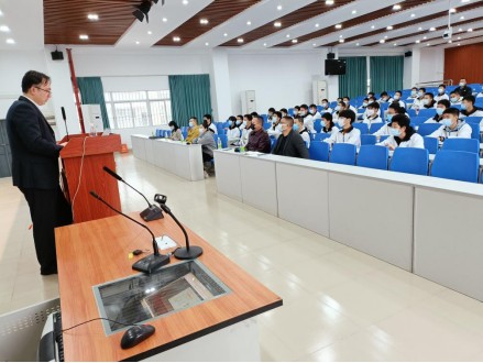 学习反诈知识,提升财商技能 走进江门市技师学院