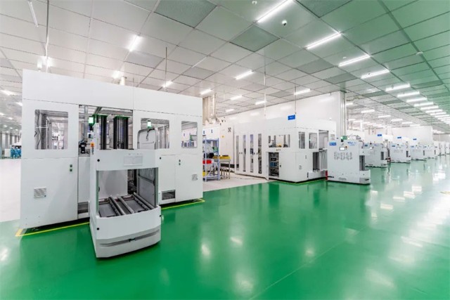 n型再加速天合光能宿迁8gw210n型itopcon电池下线