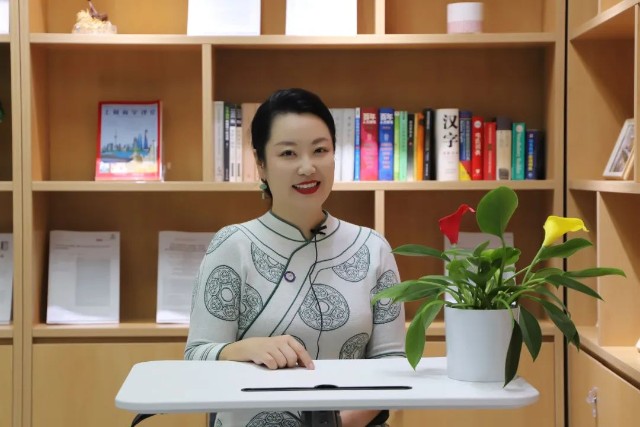 商院职播间上海财经大学校友领航导师朱雯做一个敏捷的品牌营销人