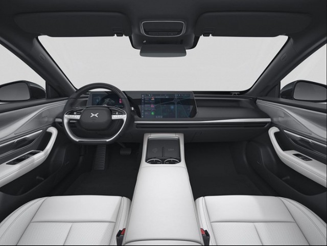 小鹏p7i内饰.
