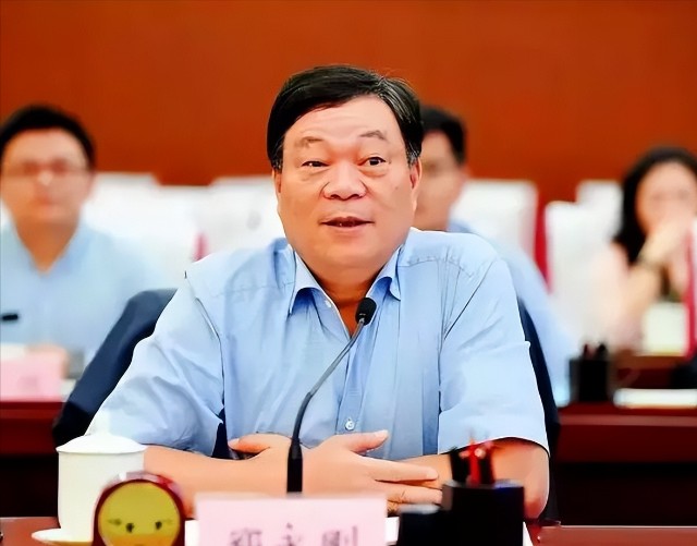 大反转杉杉股份争产大战关键神秘人物周继青可能就是周婷本人