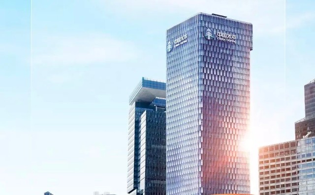 11港元,其中,太平人寿内含价值突破2400亿港元,较去年末增长1.