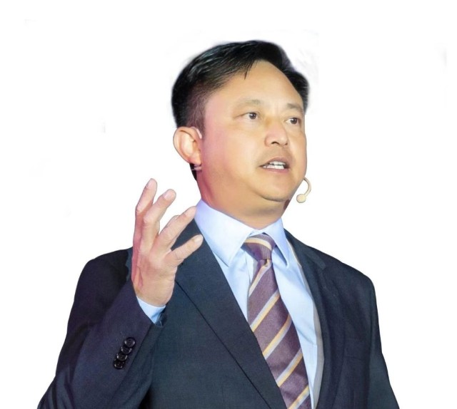 勇毅开新局争先创一流中鼎股份董事长夏迎松新时代的企业家须勇担重任