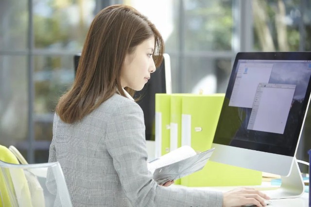 写给那些想在金融圈乘风破浪的女生这6个真诚且重要的职业发展建议你