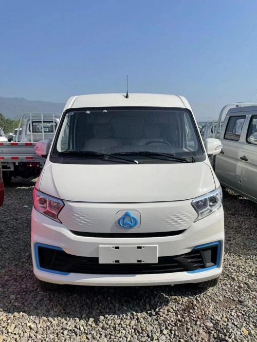 微客脱碳经典之作长安跨越星v5ev助生意一飞冲天