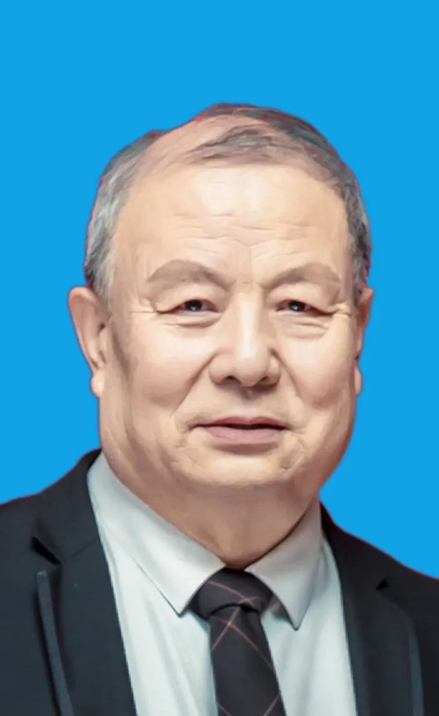 专题报道2023全国最具影响力艺术家曹国胜