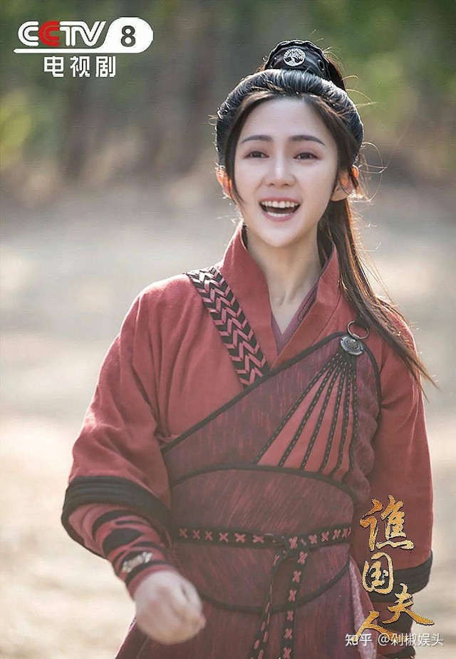 国民丫头颜嫣参演央视热播剧谯国夫人古装小花大放异彩