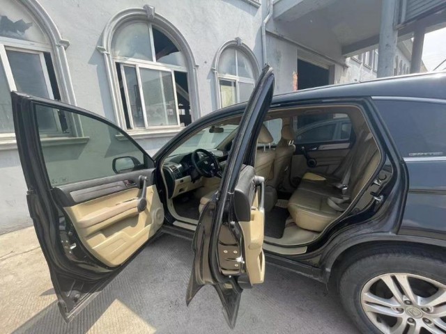 2011款本田思威crv 2.