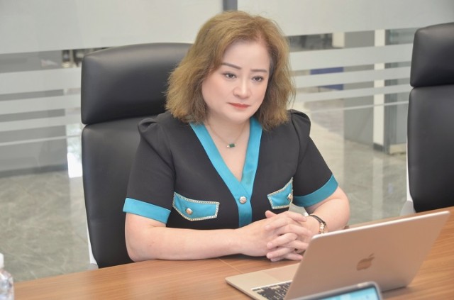 在范敏华看来,注册制改革的核心是让市场发挥更大的作用.