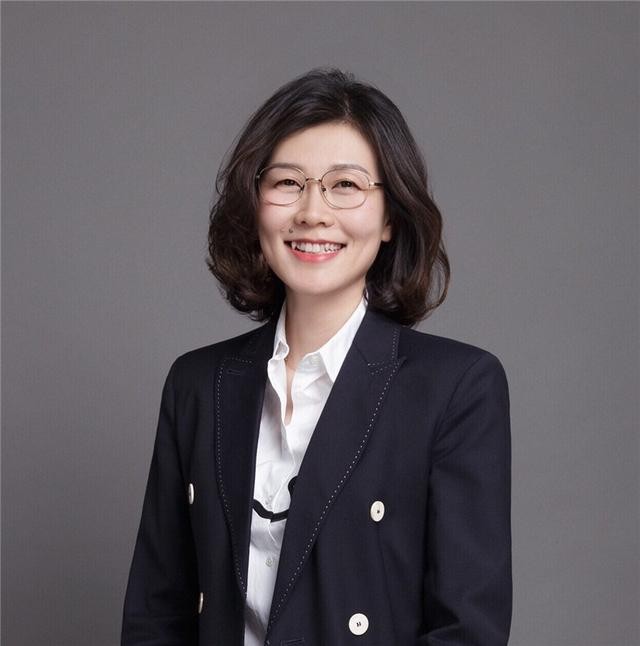 资料图片:利群股份总裁徐瑞泽公司实际控制人为徐恭藻,赵钦霞和徐瑞泽