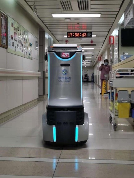 抗疫战场浙江移动智能机器人战队逆流而上