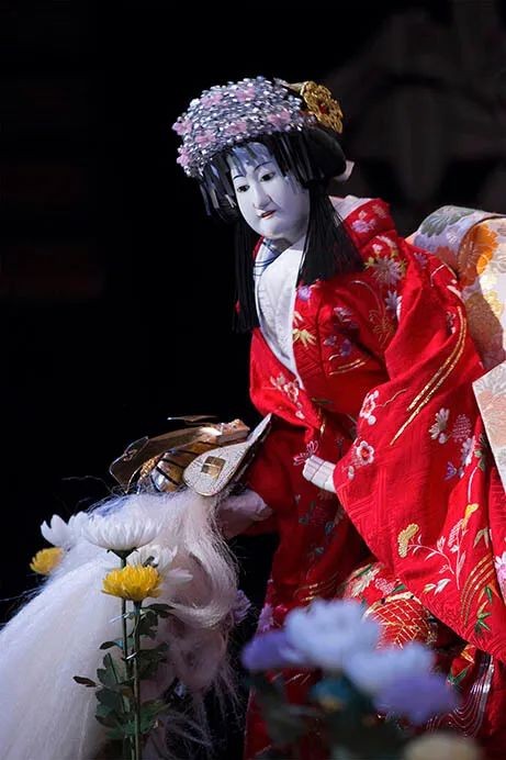 歌舞伎《义经千本樱》中「静御前」的服饰,松竹衣裳株式会社藏《花下