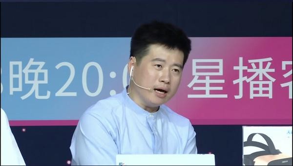 北京电视台主持人李然,深耕传统文化,说相声,唱块板,爱喝茶