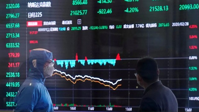 2020年世界GDp损失_近十年中国gdp数据图(3)