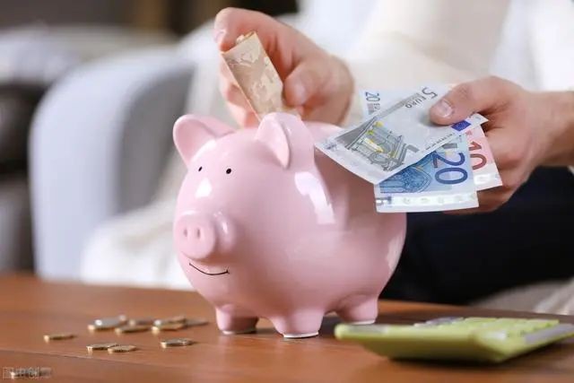 学会这4种攒钱方式月入5000也能攒下钱