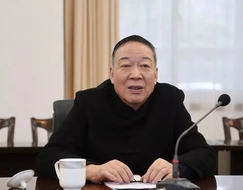 要么是有亲戚在森达工作,不少人以自己多年前曾经与朱相桂打过交道而