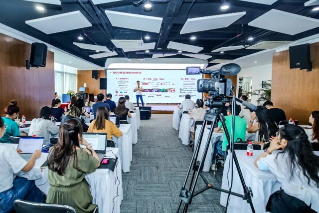 海外直播电商新玩法全球实力圈粉浙先行