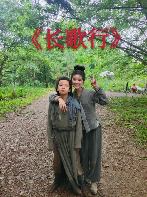 祝贺演员郭金豪签约成为浙江义乌秀萌娃艺术学校形象代