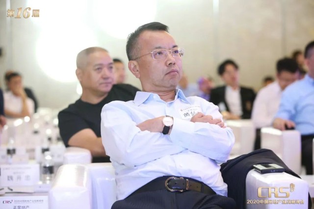 董事局董事,集团总裁傅明磊龙光地产 执行总裁冯劲义三盛地产集团