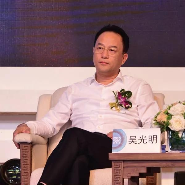 " 吴光明在上述回复以后继续坚决表态,态度强硬.