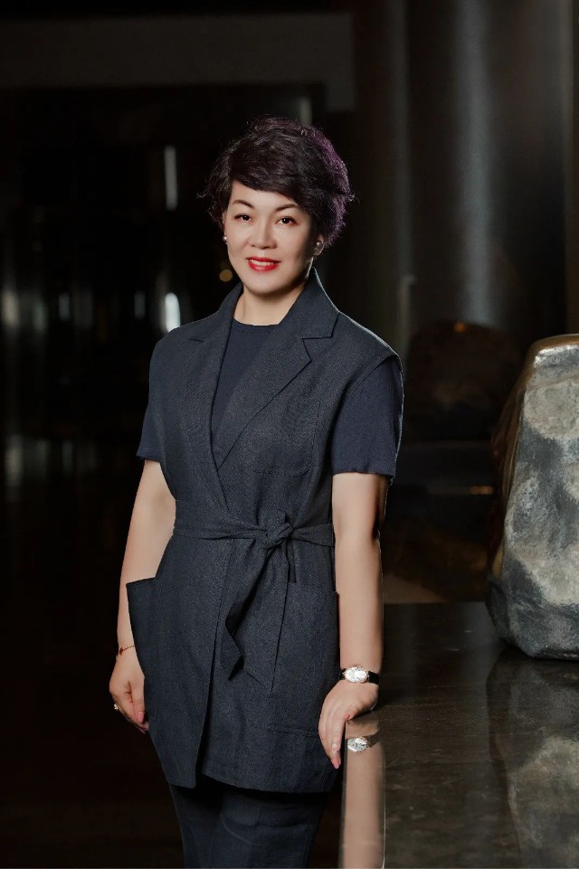 郁瑞芬零食王国不止有美味更有爱与责任