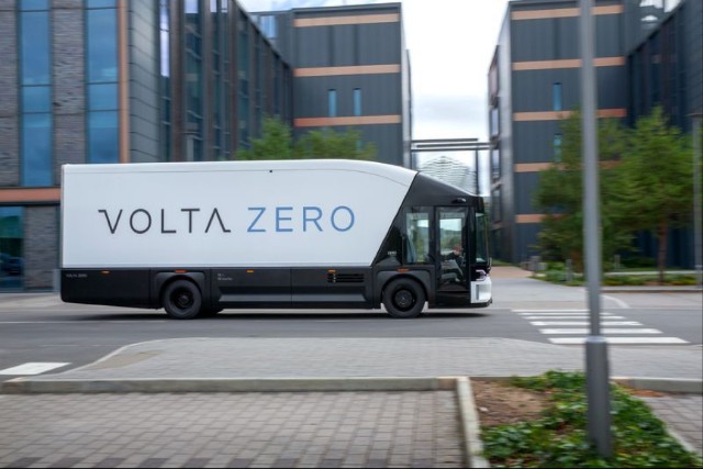 不仅是驾驶员在中央voltatrucks重新定义大型商用车 财富号 东方财富网