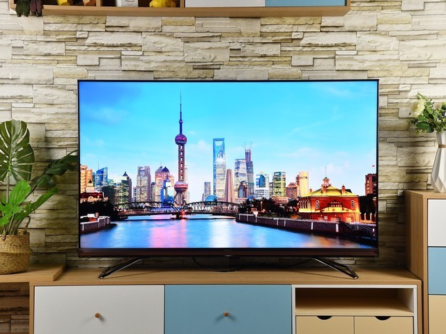 海信65u9f体验在8k电视上玩社交是怎样的感受