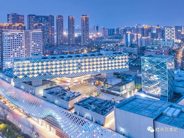 书藏楼,宝龙画院,宝龙艺术中心和言午画廊等文化艺术机构