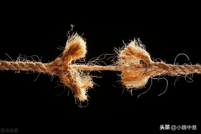 压弯骆驼的最后一根稻草与救命稻草本来就是同一根