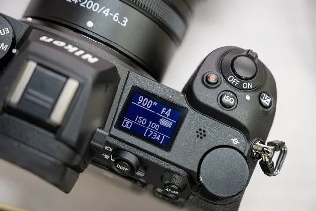 双卡槽双处理器尼康z6ii全画幅相机评测