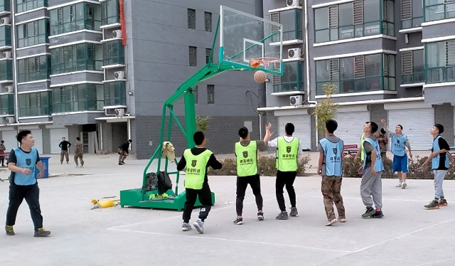 这边风景独好 一场竞技篮球比赛 在石家庄圆满举行