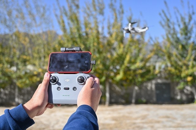 新增4k新图传续航提升大疆mini2无人机评测