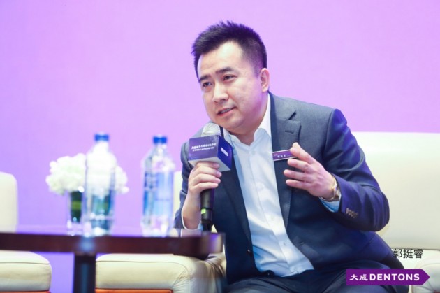 郭挺睿黄华此外,主办方在会上发布了《广东高院劳动争议案件司法观点