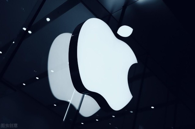 iPhone12绿屏问题频现，苹果回应；比特币大涨市值超茅台