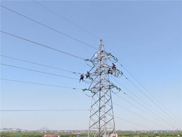 最新进展!中兰铁路宁夏段接触网第一杆成功组立_财富号_东方财富网