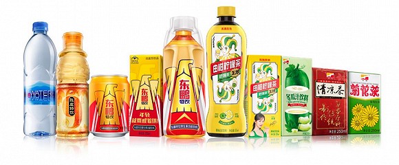 其主要产品包括东鹏特饮,由柑柠檬茶,陈皮特饮,包装饮用水等,其中东鹏