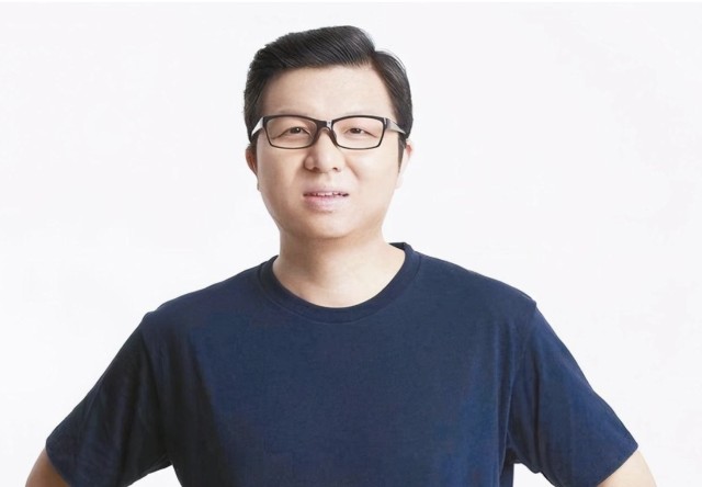 创业十年，两个程序员造就万亿快手！此刻，宿华身价1300亿