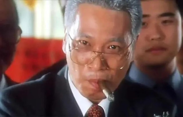 直至本质,看见远处的风景,不要被眼前的混沌迷糊了双眼.