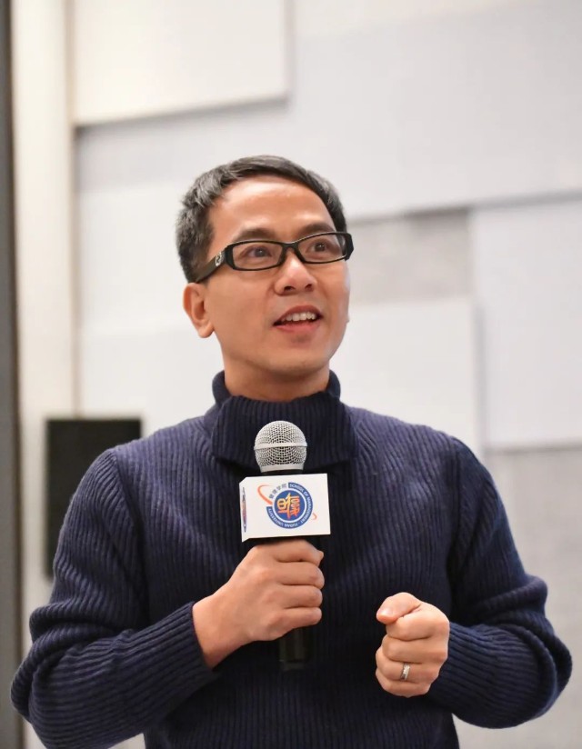 陈晓敏  董事长,执行董事苏州瑞玛精密工业股份有限公司股票简称:瑞玛