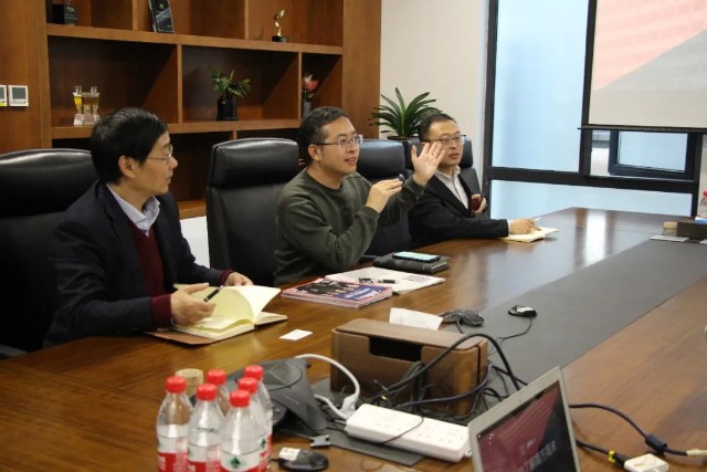 九泰基金总裁卢伟忠会见南方周末常务副总经理孟登科一行